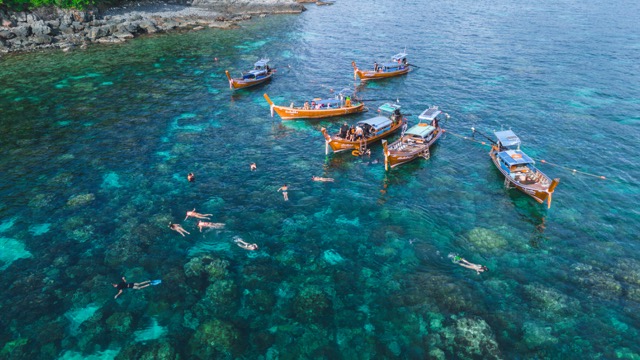Outside + Inside Zone - Koh Lipe Shared Island Hopping & Snorkeling Tour